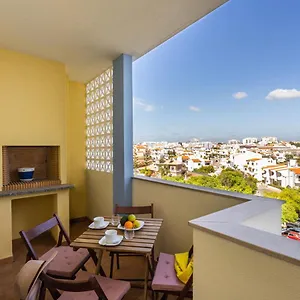 https://apartment-capital-4-you.hotelaalgarve.com